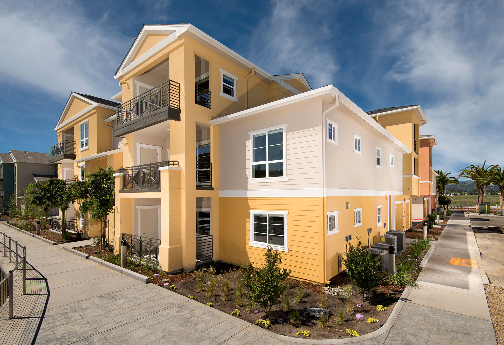 Blu Harbor Apartments | Redwood City | New Apartments